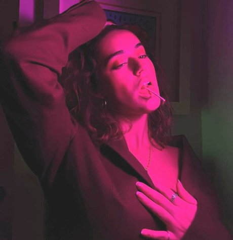 Paige Evans onlyfans nude pics