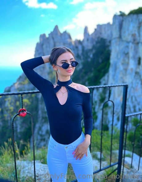 lina hotlover onlyfans nude leak