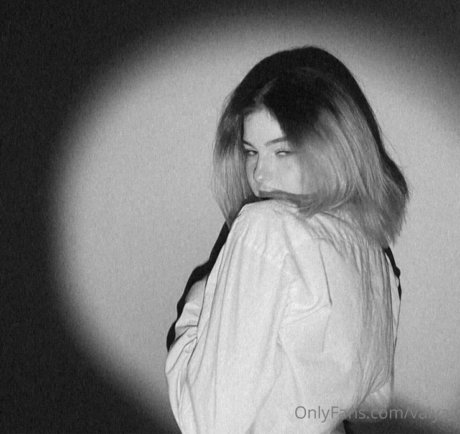 valya_ nudes only fans