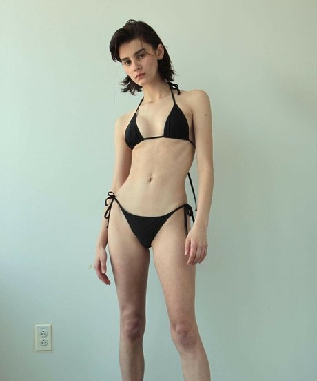 Bec Lauder onlyfans.