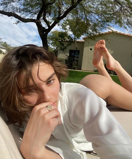 Bec Lauder nude leaked onlyfans