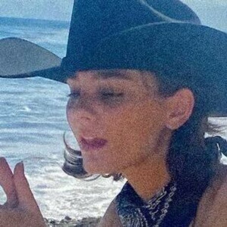 Bec Lauder onlyfans leak