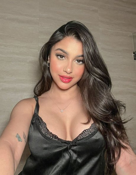 Valeria Carruyo Profile image