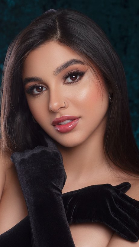 Valeria Carruyo onlyfans nude photos