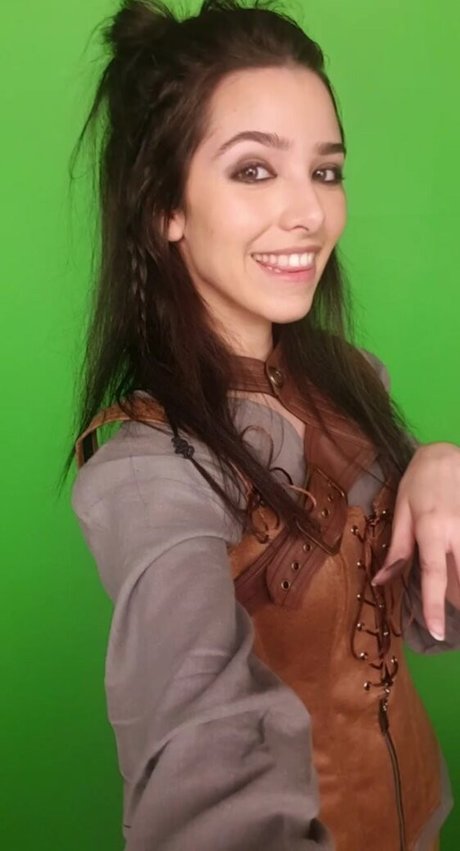 ASMR Glow onlyfans pics