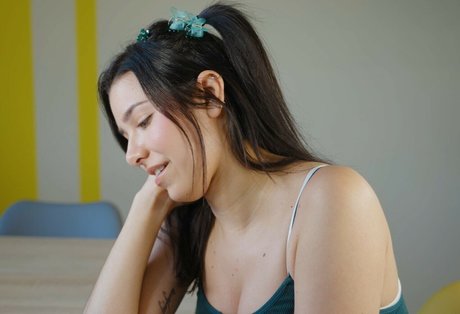 ASMR Glow onlyfans leaks