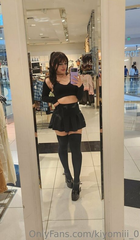 frottage onlyfans pornographic exposure