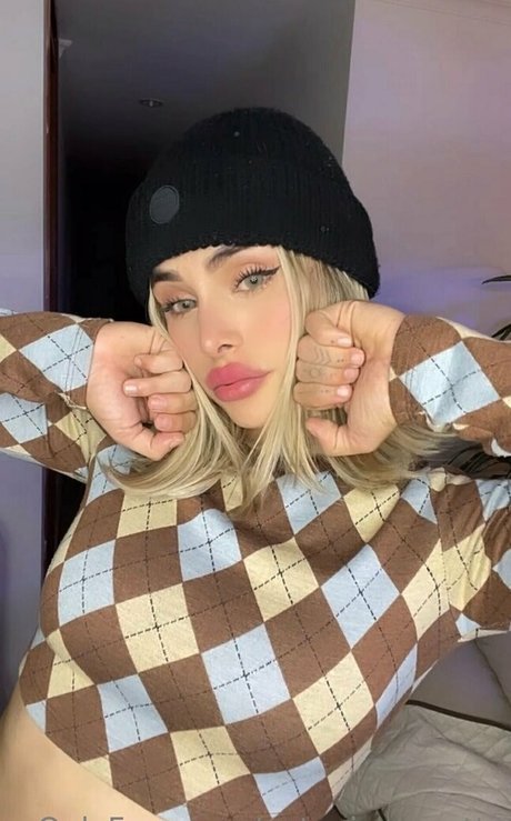 antonia savatto onlyfans nude content