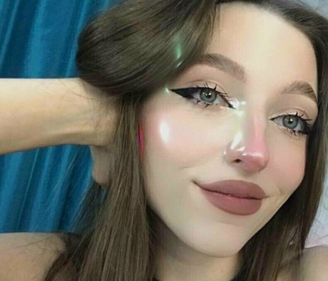 alisa blanche only fans review