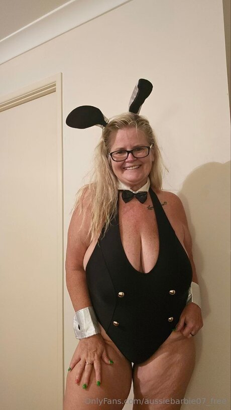 mom anal onlyfans erotic depiction