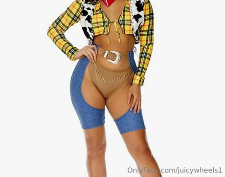 juicywheels1 onlyfans leak nudes