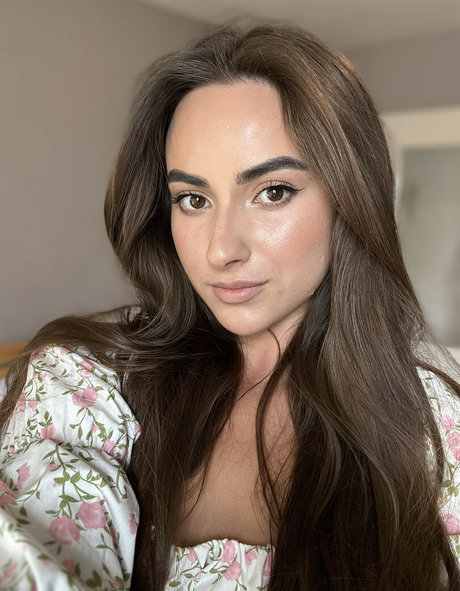 NaughtyCola nude onlyfans