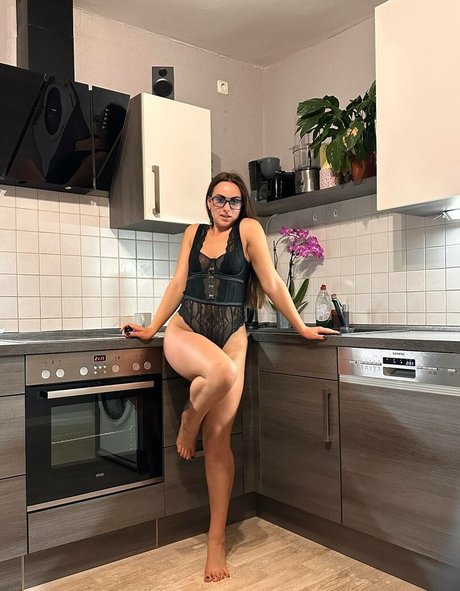 NaughtyCola leaked onlyfans.