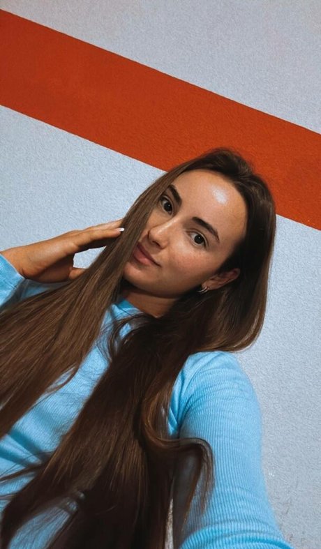 NaughtyCola onlyfans leak