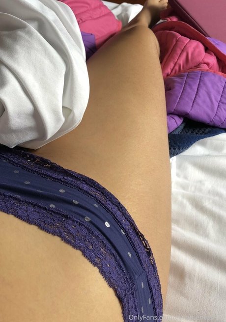 collegeaura onlyfans free