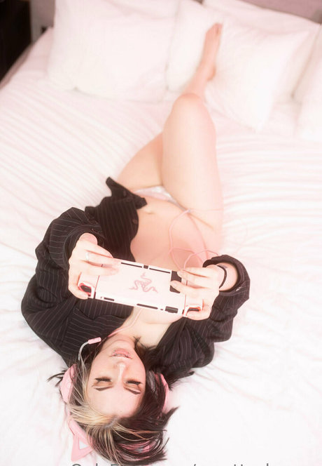 smutty bunny leaked onlyfans naked