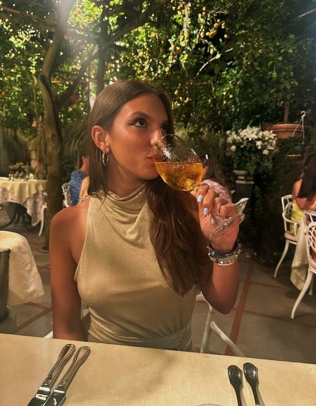 Jackie Aron onlyfans model images