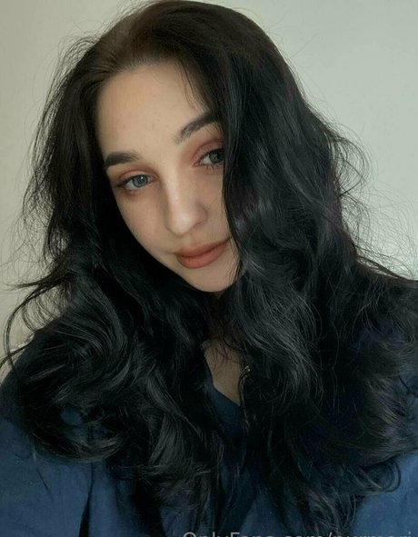 purmari onlyfans model photos