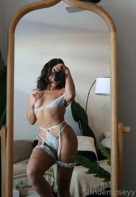 brialora onlyfans nude content