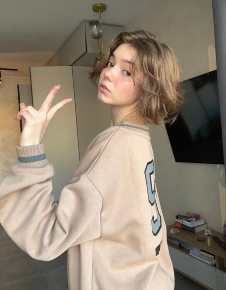 mature wife onlyfans beautiful photo