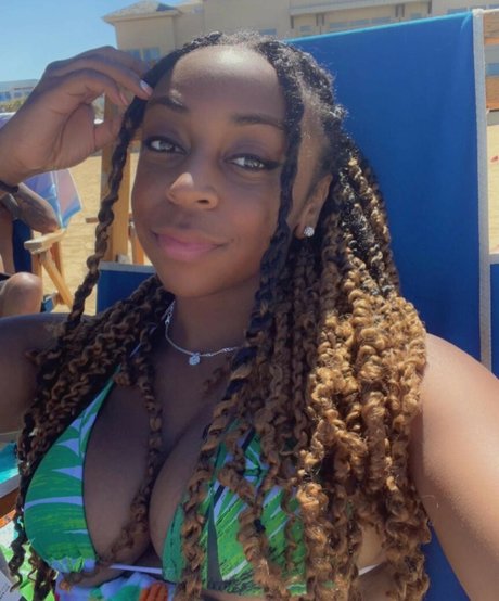 JazzyGuns leaked onlyfans.