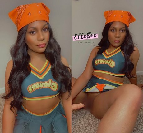 elleseefree onlyfans nude leak