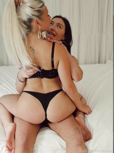 christenwhitman nudes only fans