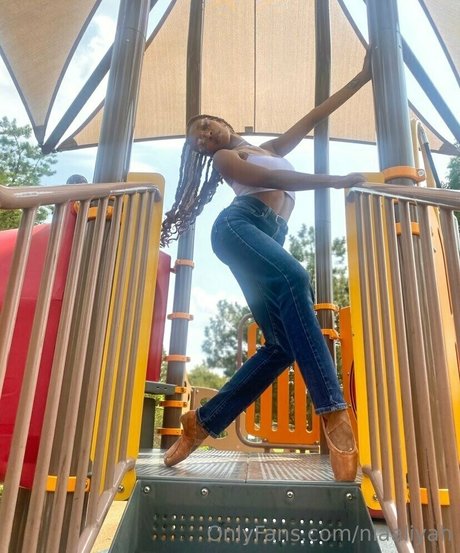 niaaliyah onlyfans leaked naked