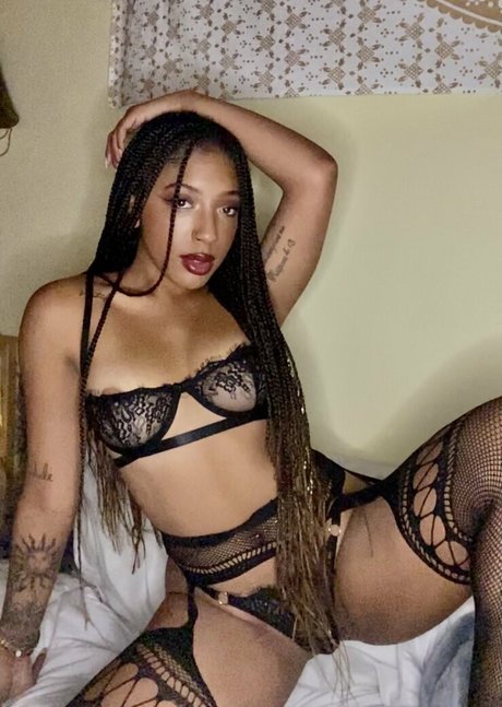 coochiecream nude onlyfans