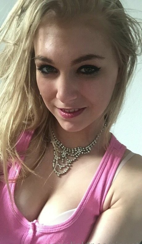 brown eyes kitty onlyfans free porn pictures