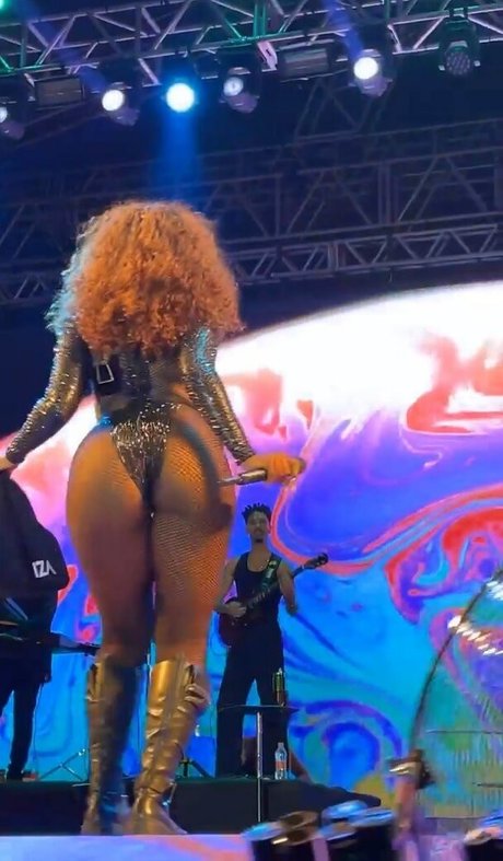 Iza Cantora onlyfans leak sex