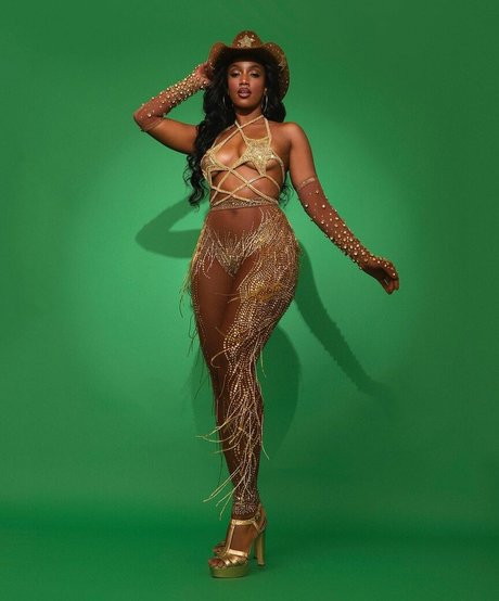 Iza Cantora onlyfans content leaked