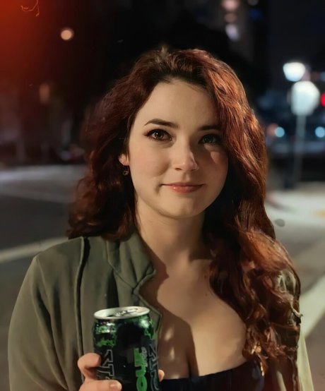 Goodnight Moon onlyfans boobs