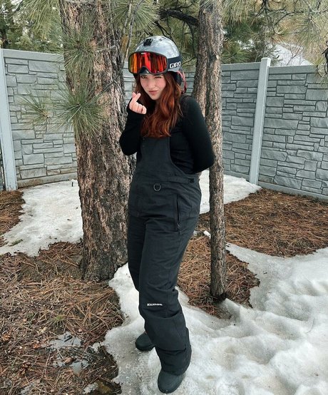 Goodnight Moon onlyfans naked leak