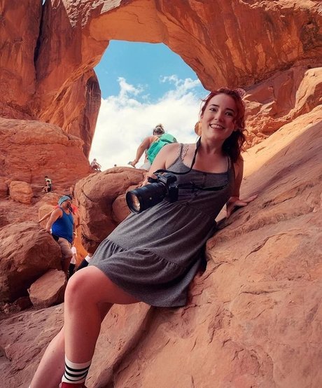 Goodnight Moon only fans pic