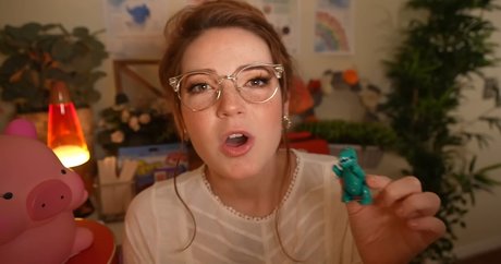 Goodnight Moon onlyfans nude photos