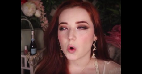 Goodnight Moon onlyfans explicit content