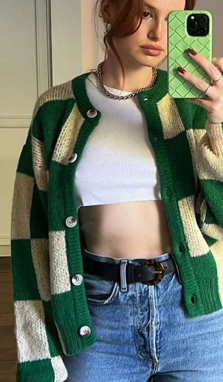 slut wife onlyfans porno portrait