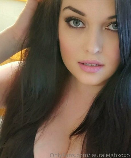 lauraleighxoxo onlyfans porn leaks