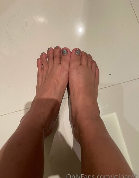 xtinarob onlyfans leaked nude