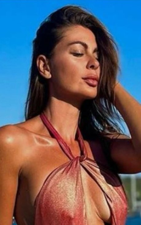 Jolanda De Rienzo nudes only fans