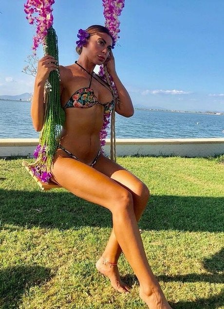 Jolanda De Rienzo onlyfans porn