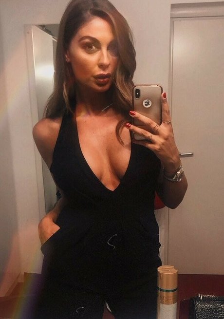 Jolanda De Rienzo pics onlyfans