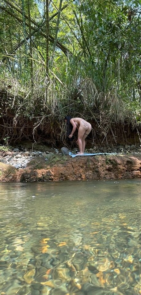 sweetnudesxxx onlyfans model photos