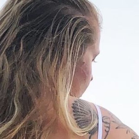 Jessica Belle onlyfans tits