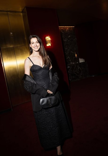 amateur milf onlyfans nude scene