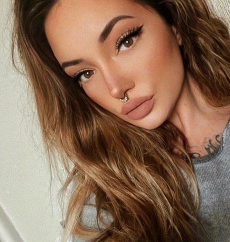 Brittany Zapata onlyfans porn nude