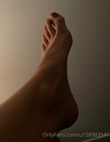 barefootlibran onlyfans nudes