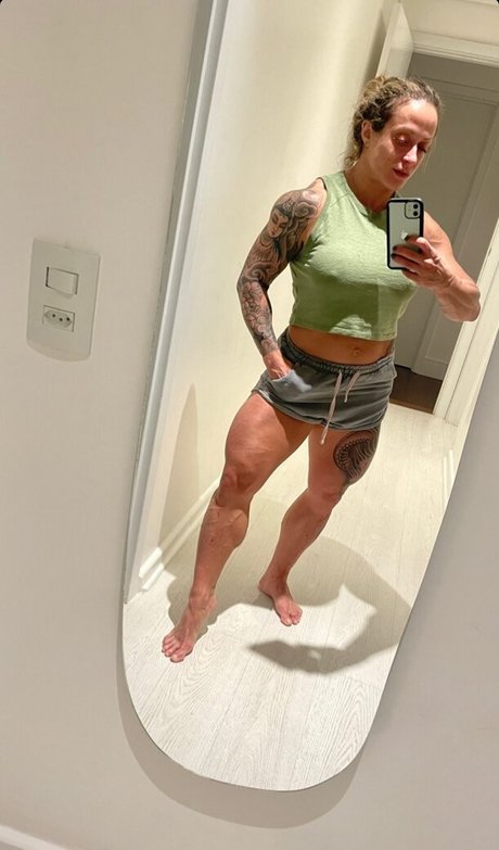 Vanessa Alvares onlyfans leaked nude