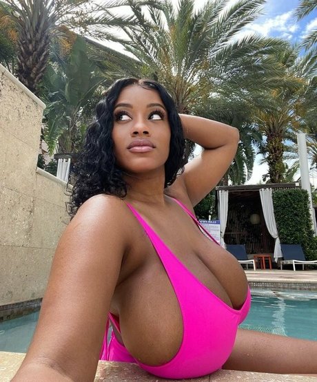 Yanithebbody1 en onlyfans